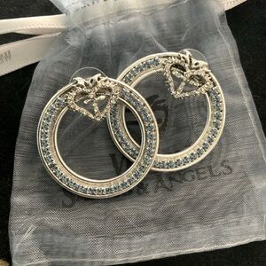 VIRGINS SAINTS & ANGELS - QOH - Edie Crystal Post Hoop Earrings - silver/aqua